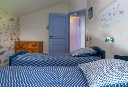 528x360-chambre-bleue © ODA